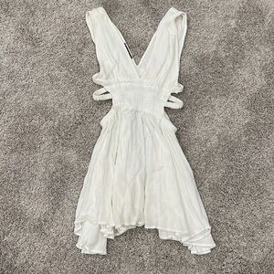 Akita white dress